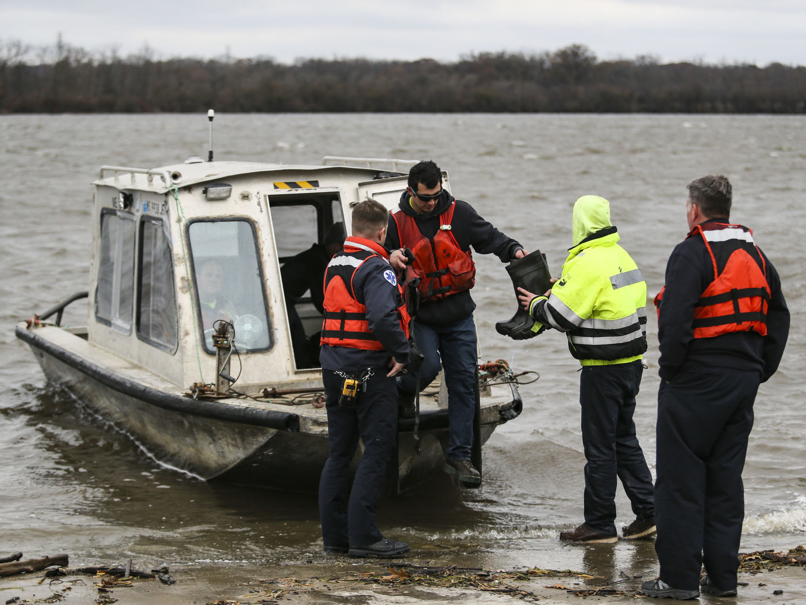 112119-mda-nws-rescue-06.jpg